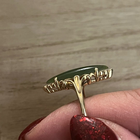 10k Gold Jade Navette Ring size 9.5 - Picture 6 of 14